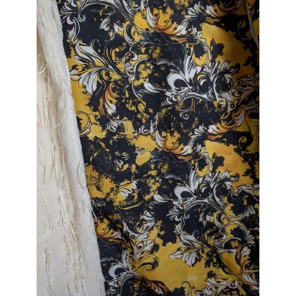 Sno Skins Women's Faux Fur Vest Jacket Fringe Tassels Size Large Ivory - Picture 4 of 10